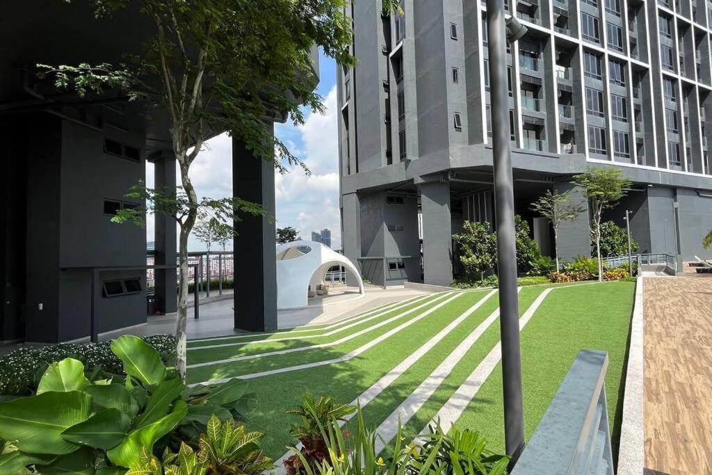 Mt Stay @ Aera Residence Petaling Jaya Eksteriør bilde